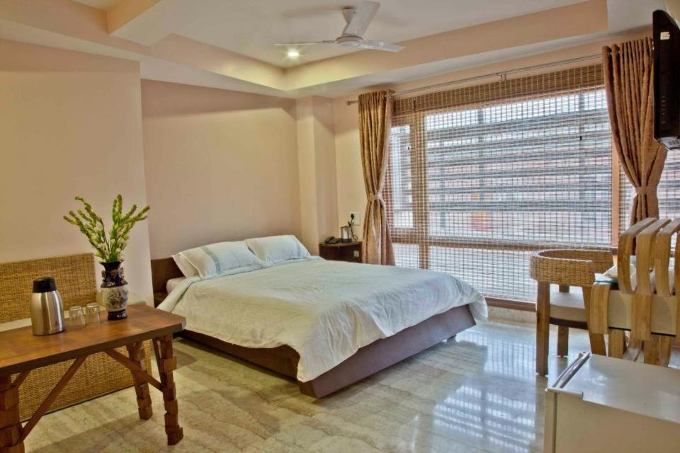 Hotel Rains Inn Guwahati Luaran gambar