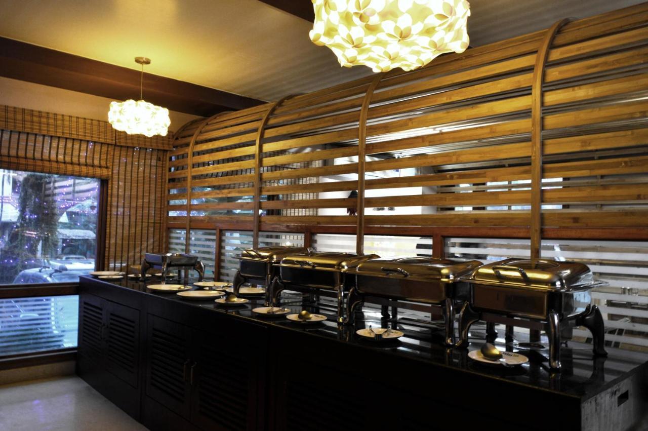 Hotel Rains Inn Guwahati Luaran gambar
