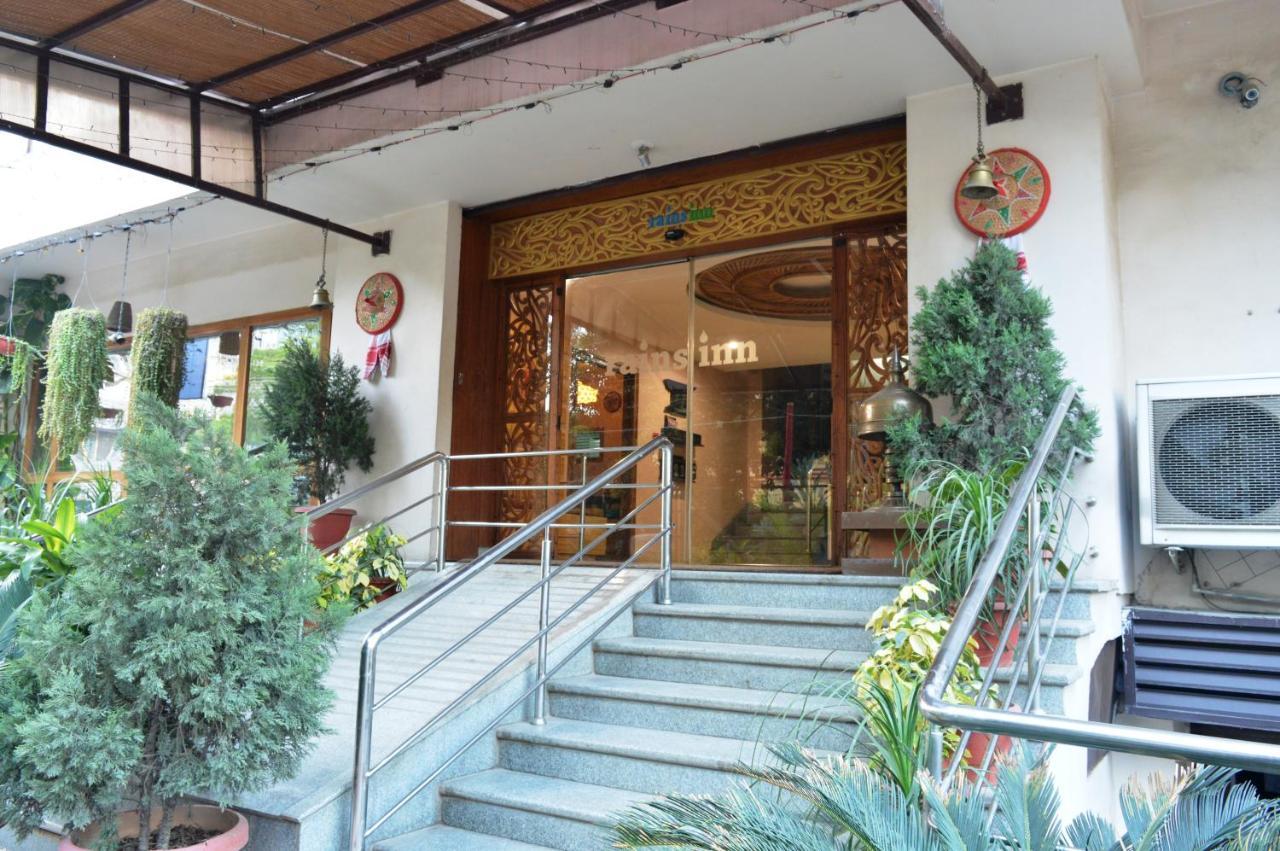 Hotel Rains Inn Guwahati Luaran gambar
