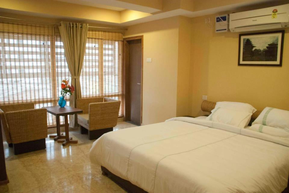 Hotel Rains Inn Guwahati Luaran gambar