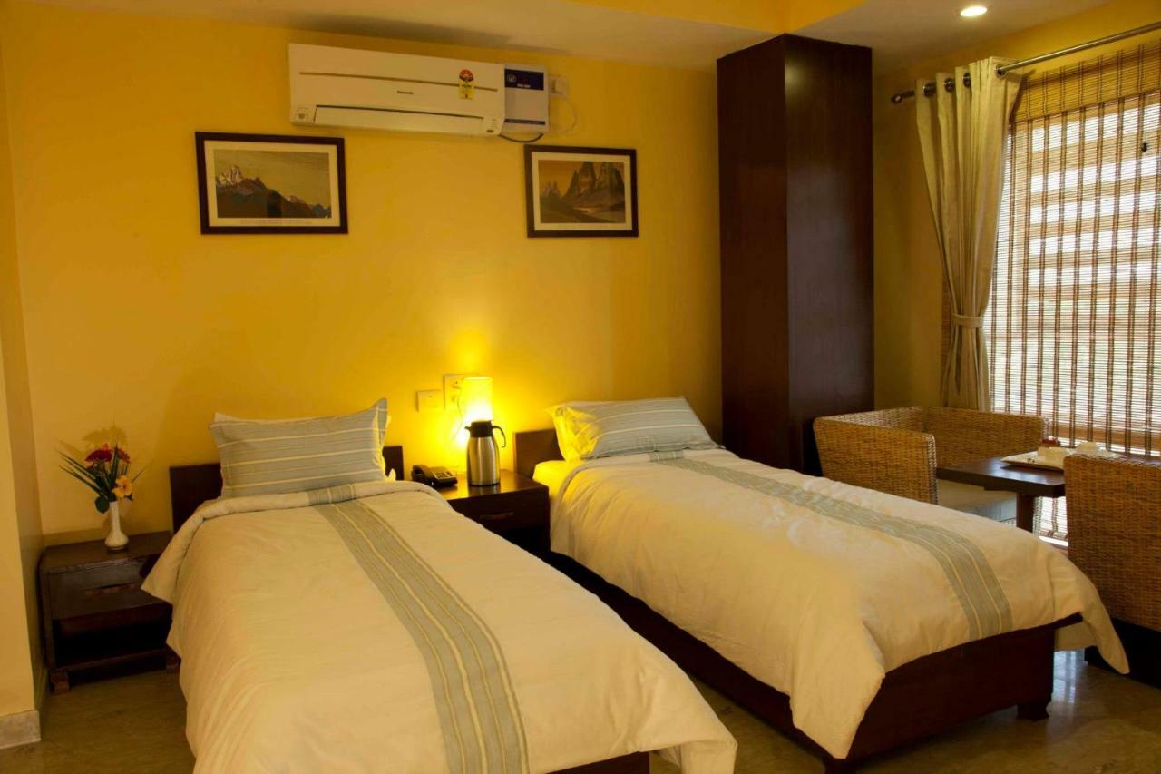Hotel Rains Inn Guwahati Luaran gambar