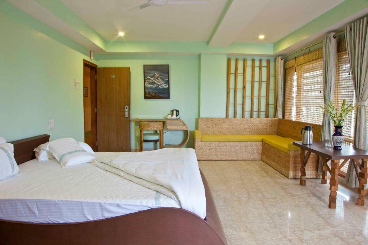 Hotel Rains Inn Guwahati Luaran gambar